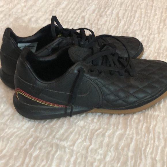 Nike Tiempo x indoor soccer shoes - Picture 4 of 7